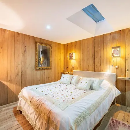 Ananda Avec Sauna, Baignoire Balneo Et Terrasse