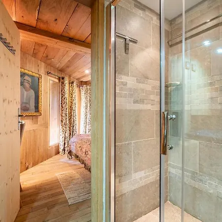Апартаменты Ananda Avec Sauna, Baignoire Balneo Et Terrasse