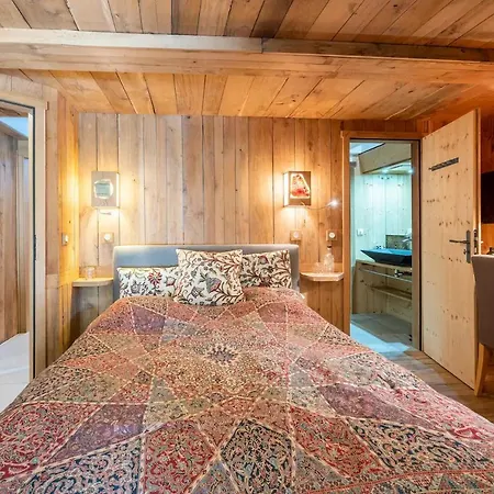 Ananda Avec Sauna, Baignoire Balneo Et Terrasse Апартаменты *