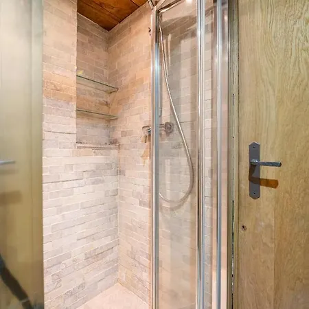 Апартаменты Ananda Avec Sauna, Baignoire Balneo Et Terrasse