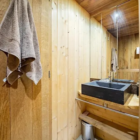 Ananda Avec Sauna, Baignoire Balneo Et Terrasse 아파트