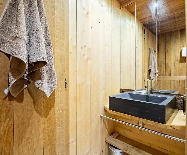Ananda Avec Sauna, Baignoire Balnéo Et Terrasse Appartamento