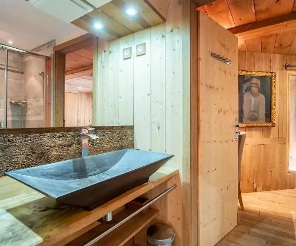 Ananda Avec Sauna, Baignoire Balnéo Et Terrasse Appartamento Chamonix
